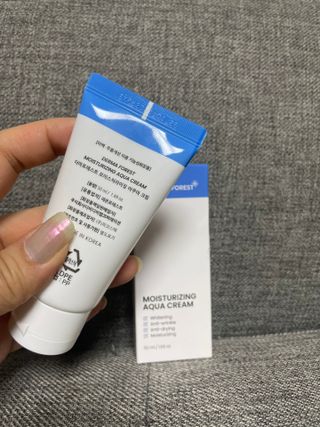 더마포레스트 모이스처라이징 아쿠아크림 / 수분크림 히알루론산 펩타이드 보습 미백 주름개선 — 5점을 준 리뷰어가 2021년 7월 올린 사용 사진