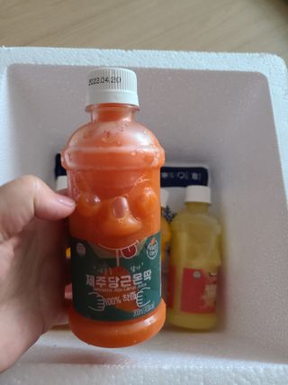 탐라원 제주의 맛, 몬딱주스 4종세트 - 한라봉몬딱주스, 천혜향몬딱주스, 청귤에이드, 당근몬딱주스 — 5점을 준 리뷰어가 2021년 8월 올린 사용 사진