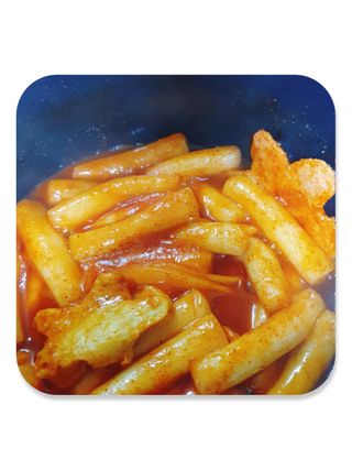 빨간키트 떡볶이 밀키트 2~3인분 매운맛 국물 떡볶이 만들기 쉬운 황금 레시피 분말 소스로 간편한 요리 — 5점을 준 리뷰어가 2021년 10월 올린 사용 사진
