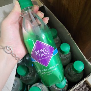 몽베스트 Montbest with Sparkling water Plain 20병 — 5점을 준 리뷰어가 2022년 7월 올린 사용 사진