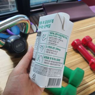 셀렉스스포츠 셀렉스 스포츠 웨이 프로틴 복숭아_ 330ml x 12팩 — 5점을 준 리뷰어가 2021년 7월 올린 사용 사진
