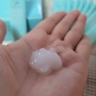 오투에니원 화이트 스완 갈락토미세스 비타민 C 워터 슬리핑 마스크 — 5점을 준 리뷰어가 2023년 1월 올린 사용 사진