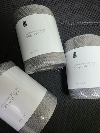 [생활공작소] 일회용 수세미 미니_그레이 60매 x 3입 — 5점을 준 리뷰어가 2021년 3월 올린 사용 사진