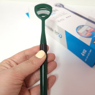 크리오 클리어스 혀백태제거 구취관리 혀클리너 — 5점을 준 리뷰어가 2021년 3월 올린 사용 사진