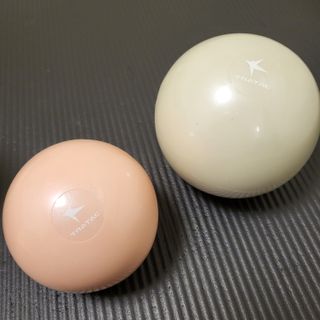 트라택 쿠셔닝 웨이트볼 0.5kg + 1kg SET — 5점을 준 리뷰어가 2022년 4월 올린 사용 사진