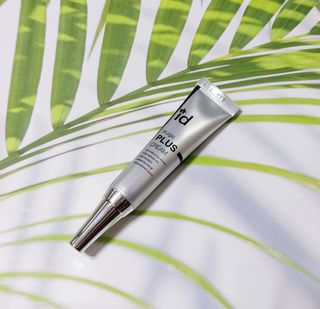 아이디플라코스메틱 아이디 브이로직 플러스 크림 15ml X 4EA — 4.5점을 준 리뷰어가 2022년 1월 올린 사용 사진
