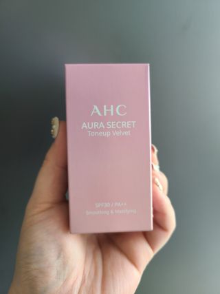 AHC 아우라 시크릿 톤업 벨벳 — 5점을 준 리뷰어가 2021년 4월 올린 사용 사진