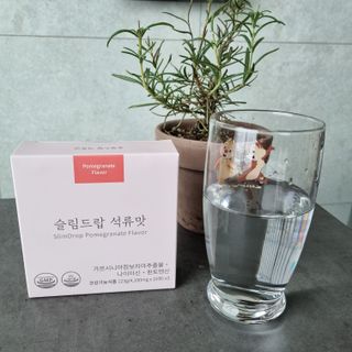[슬림드랍 석류맛] 건기식 다이어트 보조제 겸 비타민 — 5점을 준 리뷰어가 2022년 1월 올린 사용 사진