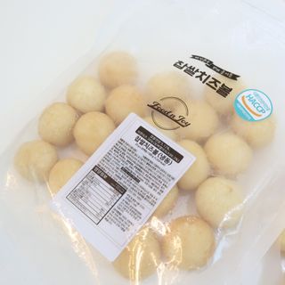 Dog&Ball 독앤볼 [Dog&Ball] 미니찹쌀볼도그 찹쌀치즈볼 — 5점을 준 리뷰어가 2021년 9월 올린 사용 사진