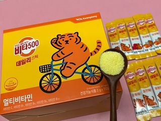 광동제약 [광동] 비타500데일리스틱 70포X2개 + 뚱랑이엽서 + 쇼핑백 증정 — 5점을 준 리뷰어가 2022년 10월 올린 사용 사진