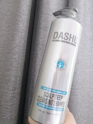 다슈코리아 다슈 데일리 두피 딥 클렌징 샴푸 500ml — 5점을 준 리뷰어가 2021년 3월 올린 사용 사진