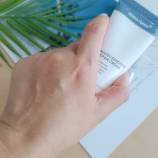 더마포레스트 마데카소사이드 리페어 크림 / 캐비아추출물 병풀추출물 시카케어 미백 주름개선 — 5점을 준 리뷰어가 2021년 7월 올린 사용 사진