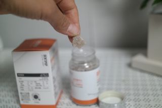 작심연구소 구취제거+충치예방+치아화이트닝 마법의 캔디 덴티팝3종(맛 랜덤 발송) — 4.5점을 준 리뷰어가 2022년 5월 올린 사용 사진