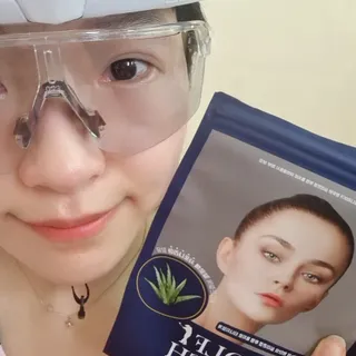 원에이드 알로에사포나리아 투명 골프패치 & 원에이드 하이드로겔 스포츠패치 — 5점을 준 리뷰어가 2022년 8월 올린 사용 사진