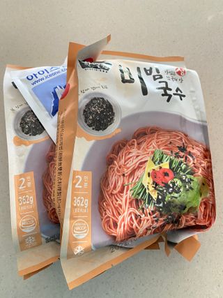 [한면원] 비빔국수 2인분 — 4점을 준 리뷰어가 2022년 7월 올린 사용 사진