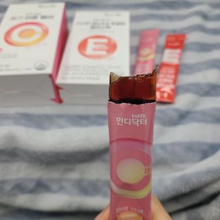 인디닥터 면역 생생 핑크 이뮨 젤리 + 타이탄 BCAA 프로틴 젤리스틱 — 5점을 준 리뷰어가 2022년 4월 올린 사용 사진