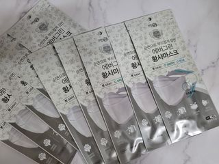 에버그린 순면 끈조절 KF80 마스크 - 화이트/블랙 컬러 대형 - 10매 — 5점을 준 리뷰어가 2021년 7월 올린 사용 사진