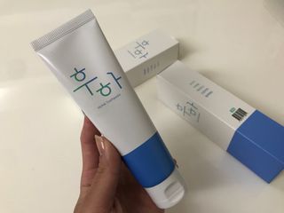 [심폐소생소] 무불소 임산부 천연 치약 — 5점을 준 리뷰어가 2021년 12월 올린 사용 사진