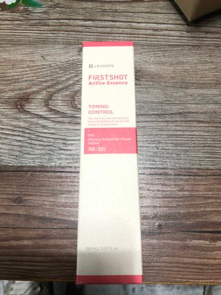 리더스코스메틱 리더스 퍼스트 샷 액티브 에센스 토닝 컨트롤 & 포어 컨트롤 — 5점을 준 리뷰어가 2022년 2월 올린 사용 사진