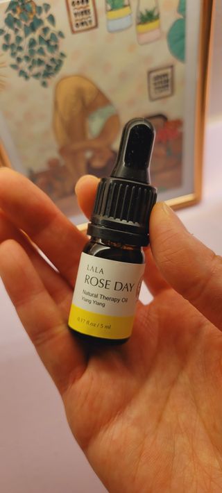 라라로즈데이 시즌2 천연 아로마오일 Y존 케어 속옷향수 이너퍼퓸 5ml  여성의 자존감을 UP시키자 — 5점을 준 리뷰어가 2021년 9월 올린 사용 사진