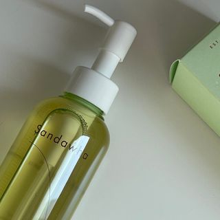 스킨큐어 산다화 순한 클렌징 동백 오일 200ml — 5점을 준 리뷰어가 2023년 3월 올린 사용 사진
