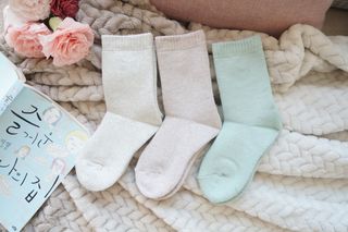 [사이즈가 있는 양말 필로이]여자 순면 통파일 꿀잠 수면 양말【 S, M, L 】3가지 사이즈_컬러 랜덤 3족 — 5점을 준 리뷰어가 2022년 10월 올린 사용 사진