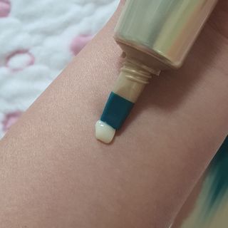 [NEW 탄력유턴 아이크림] AHC 유스 래스팅 리얼 아이크림 포 페이스 — 5점을 준 리뷰어가 2021년 2월 올린 사용 사진