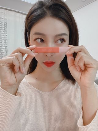 [블랙루즈]하프앤하프틴트 10종 中 벨벳5종 OR 글로우5종 중 택1 — 5점을 준 리뷰어가 2021년 2월 올린 사용 사진