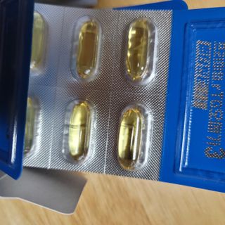 체인미 프리미엄 rTG 오메가3 비타민E 850mg x 30캡슐 — 5점을 준 리뷰어가 2021년 11월 올린 사용 사진