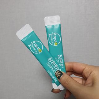 [유산균] 오마이락 장편한습관 프로바이오틱스 30P — 5점을 준 리뷰어가 2022년 12월 올린 사용 사진