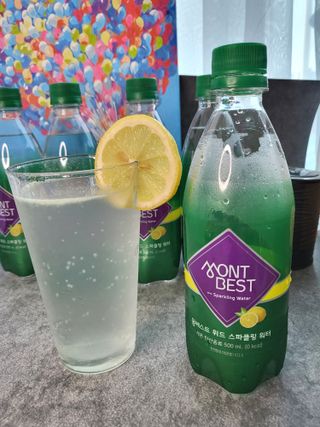 몽베스트 Montbest with Sparkling water Lemon OR Lime 20병(랜덤) — 5점을 준 리뷰어가 2022년 5월 올린 사용 사진
