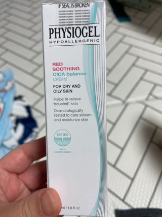 피지오겔 레드수딩 시카밸런스 크림 50ml — 5점을 준 리뷰어가 2022년 4월 올린 사용 사진