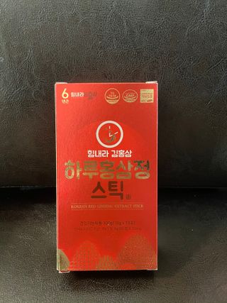 힘내라김홍삼 하루홍삼정스틱 10g x 10포 — 5점을 준 리뷰어가 2021년 3월 올린 사용 사진