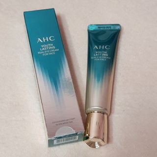 [NEW 탄력유턴 아이크림] AHC 유스 래스팅 리얼 아이크림 포 페이스 — 5점을 준 리뷰어가 2021년 3월 올린 사용 사진
