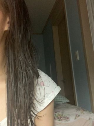 썸헤어 / SUMHAIR 썸헤어 실키 테라피 헤어 에센스 — 5점을 준 리뷰어가 2021년 7월 올린 사용 사진