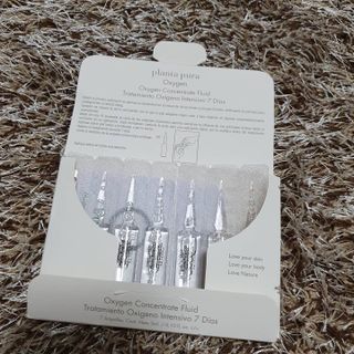 유니베르소 산소앰플 7일 집중케어 앰플 — 5점을 준 리뷰어가 2021년 6월 올린 사용 사진