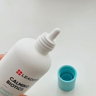 리더스코스메틱 리더스 카밍 바이오틱스 에센스 워터 — 5점을 준 리뷰어가 2021년 3월 올린 사용 사진