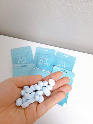 입 냄새 완화에 도움을 주는 에티켓 캔디 앳캔디 스트롱민트 — 5점을 준 리뷰어가 2021년 1월 올린 사용 사진