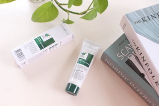 랑벨 랑바이오 블랙 시카 크림 50ml(블랙비 프로폴리스, 시카 4종, 판테놀 10 함유) — 5점을 준 리뷰어가 2022년 4월 올린 사용 사진