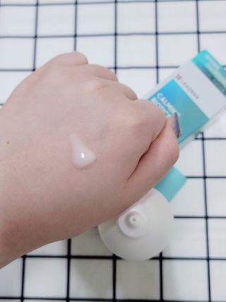 리더스코스메틱 리더스 카밍 바이오틱스 에센스 워터 — 5점을 준 리뷰어가 2021년 2월 올린 사용 사진