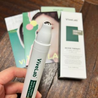 바이브랩 [탈모증상완화] 헤어라인 눈썹 두피앰플 — 5점을 준 리뷰어가 2022년 1월 올린 사용 사진