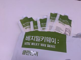 클린24시간  클린한끼 쉐이크 1세트 (5개) — 5점을 준 리뷰어가 2023년 8월 올린 사용 사진