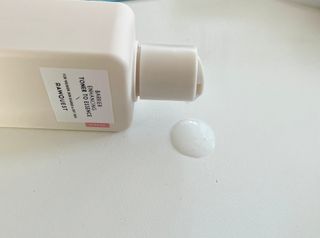 로우퀘스트 베리어 인핸싱 토너투에센스 200ml — 5점을 준 리뷰어가 2023년 10월 올린 사용 사진