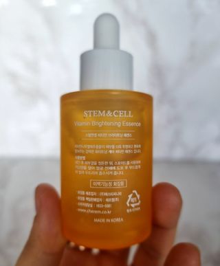 체르엠 스템앤셀 비타민 브라이트닝 에센스 30ml 1개 — 5점을 준 리뷰어가 2021년 11월 올린 사용 사진