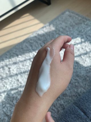 [메디팜] 세라마이드 데일리 릴리프 바디로션 — 5점을 준 리뷰어가 2021년 12월 올린 사용 사진
