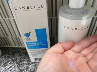 랑벨 수퍼내츄럴 수분잠금 토너 500ml (수분, 보습, 피부장벽 토너) — 5점을 준 리뷰어가 2022년 4월 올린 사용 사진