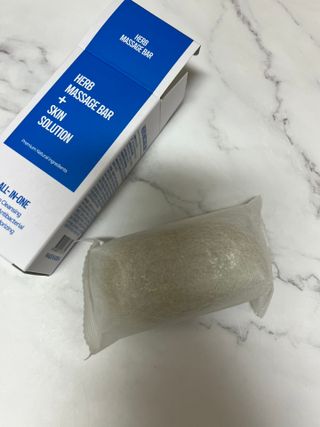제이제이바이오 허브마사지바 올인원 알약비누 — 5점을 준 리뷰어가 2022년 2월 올린 사용 사진