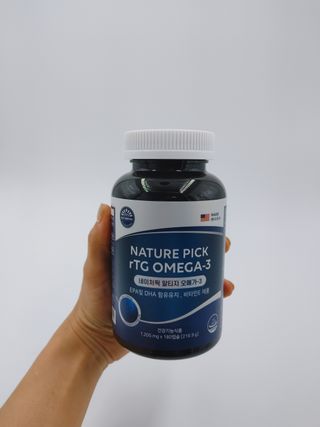 서울약사신협 네이처픽_알티지오메가3_1,205mg x 180캡슐 — 5점을 준 리뷰어가 2021년 9월 올린 사용 사진