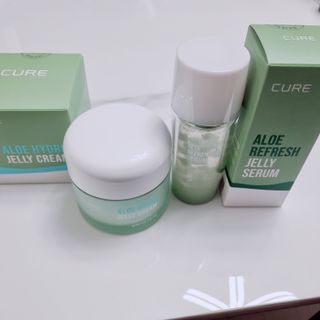 김정문알로에 큐어 큐어 알로에 리프레쉬 젤리 세럼, 큐어 알로에 하이드로 젤리 크림 — 5점을 준 리뷰어가 2021년 3월 올린 사용 사진