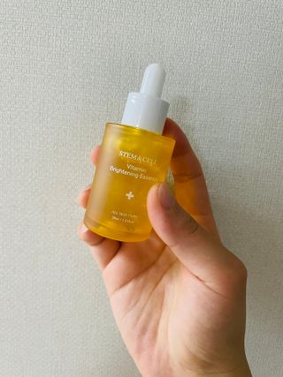 체르엠 스템앤셀 비타민 브라이트닝 에센스 30ml 1개 — 4점을 준 리뷰어가 2021년 9월 올린 사용 사진